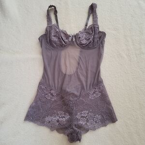 Victoria's Secret Angeles Lengerie One Piece Bra Lace Shorts Beige Women's Size